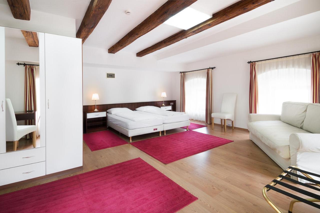 Rubra Panzio Bed and Breakfast Vác Εξωτερικό φωτογραφία